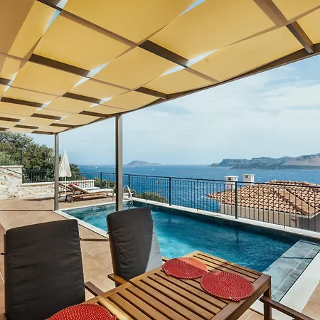 Pietroza * Kaş